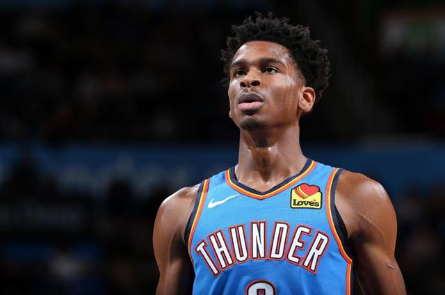 现显得有些 现显得有些