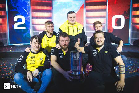 场与周期波 场与周期波